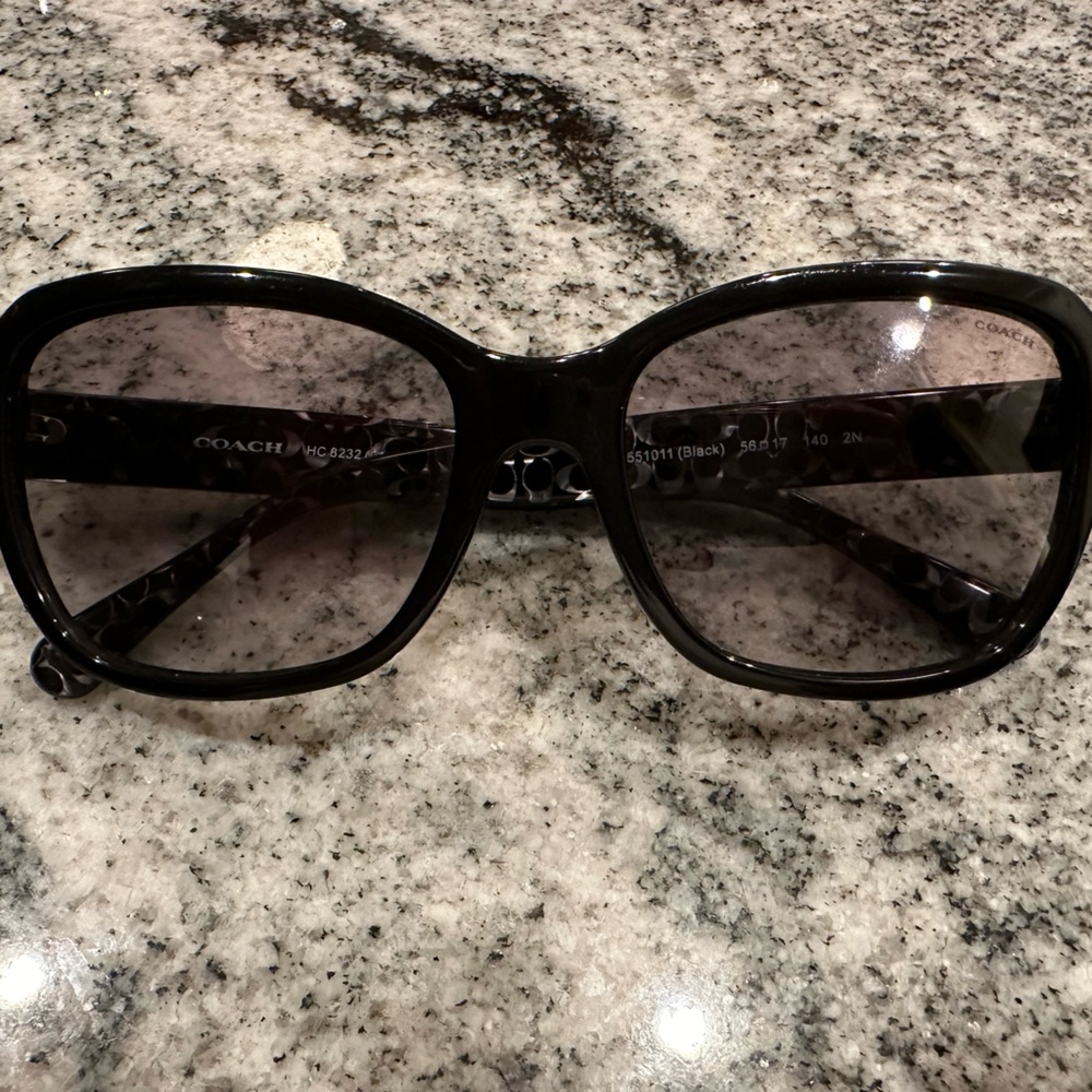 COACH Rectangle Black Sunglasses